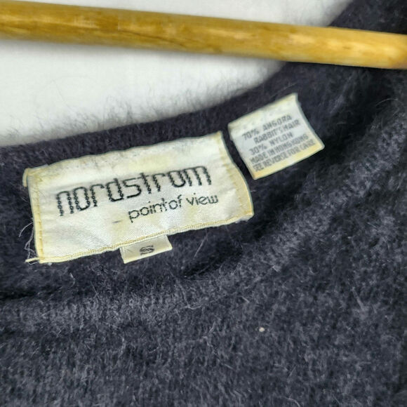 Vintage 80s Nordstrom Black Fuzzy Angora Rabbit Fur ¾ Sleeve Crop Top Sweater - Picture 7 of 7